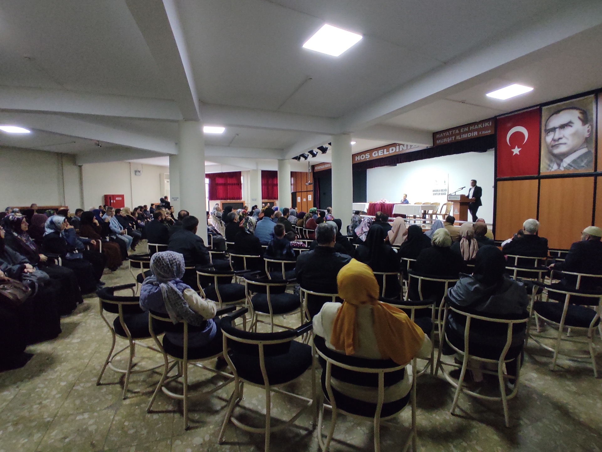 Kestanepazarı Hatay Kur’an Kursu 1. Dönem Veli Toplantısı Yapıldı