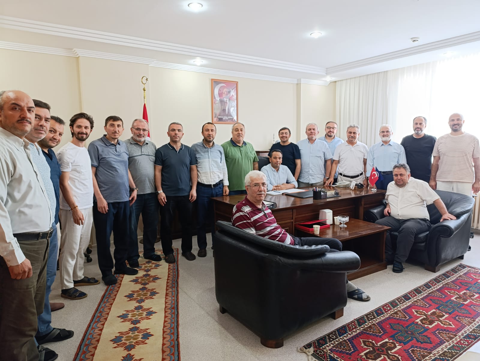 Kestanepazarı Hatay Kur’an Kursu Kurs Yöneticiliğine Atanan Hafız Yasin Uslu’yu Makamında Ziyaret Ederek, Tebrik Ettik